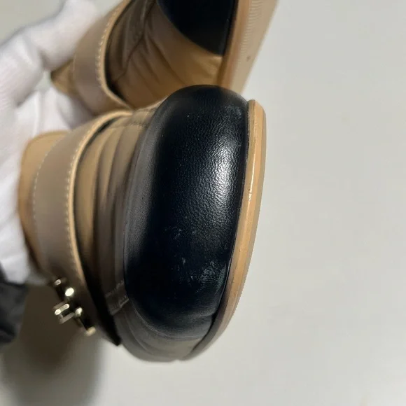 CHANEL Beige Leather Loafers with Black Cap Toe and Gold CC - Picture 3 of 16